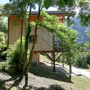 https://la-cabane-du-pommier.hotels-rhonealpes.com